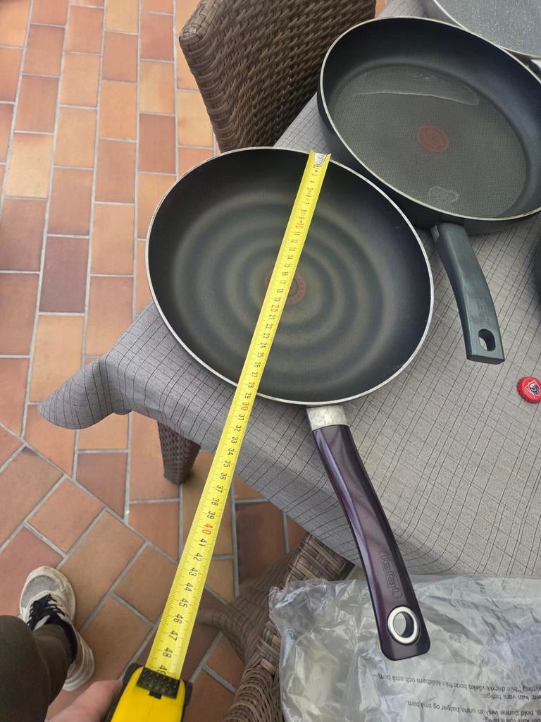 Tefal pannen - zgan - gas, Huis en Inrichting, Ophalen of Verzenden, Zo goed als nieuw, Aluminium, Koekenpan of Braadpan