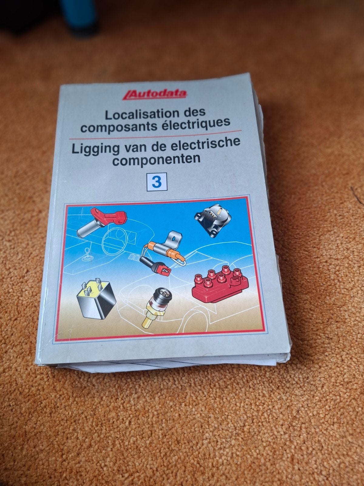 Autodata boeken: Diesel, Benzine, Elektronica, Distributi, Ophalen of Verzenden, Gelezen, Algemeen, Autodata