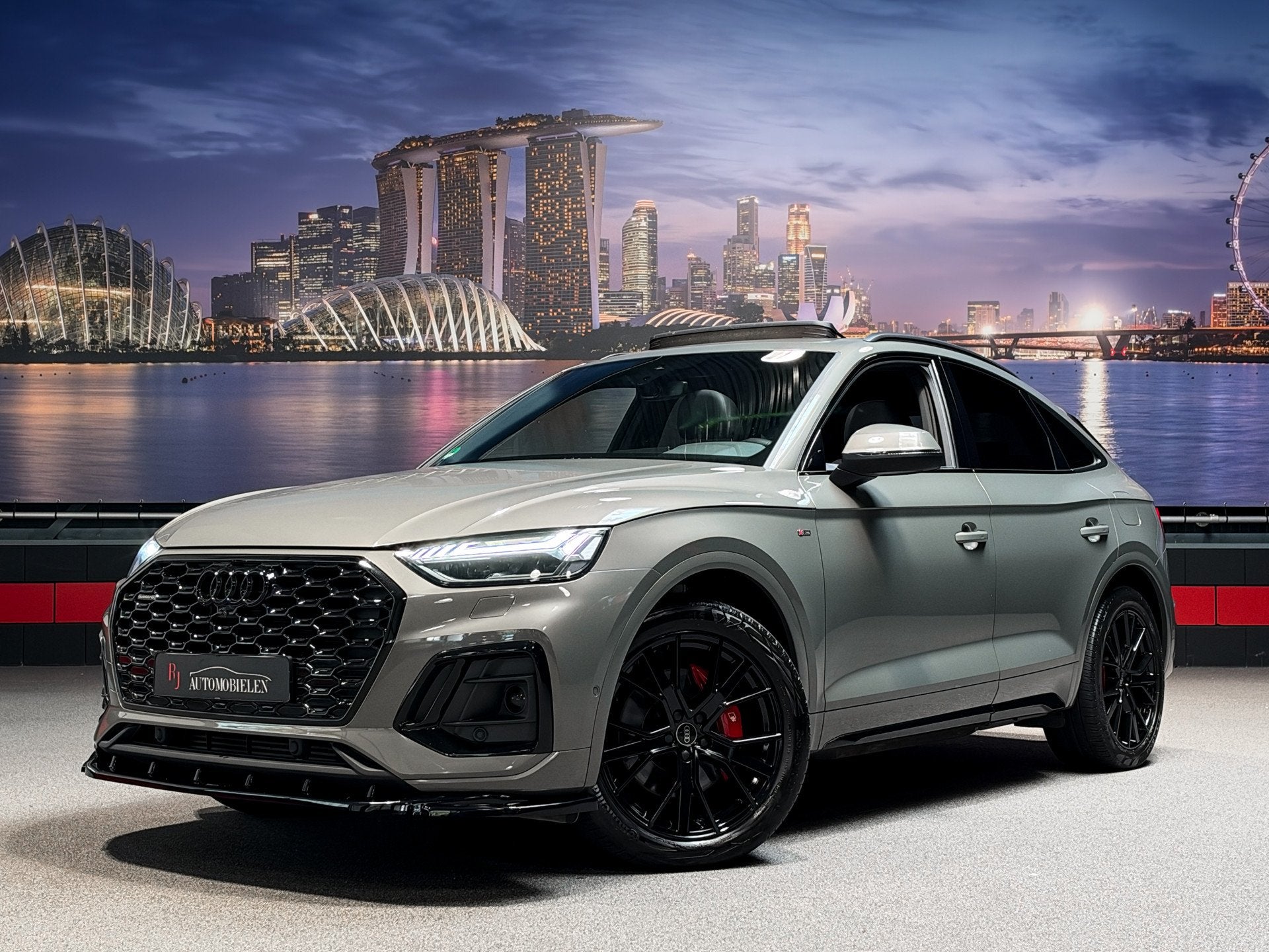 Audi Q5 Sportback 50 TFSI e 3x S-Line Chronosgrey|Luchtverin