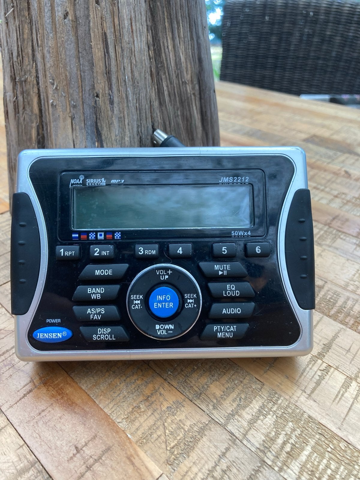 Jensen Radio JMS2212 AM/FM/USB/iPod Marine Stereo, Ophalen of Verzenden, Gebruikt
