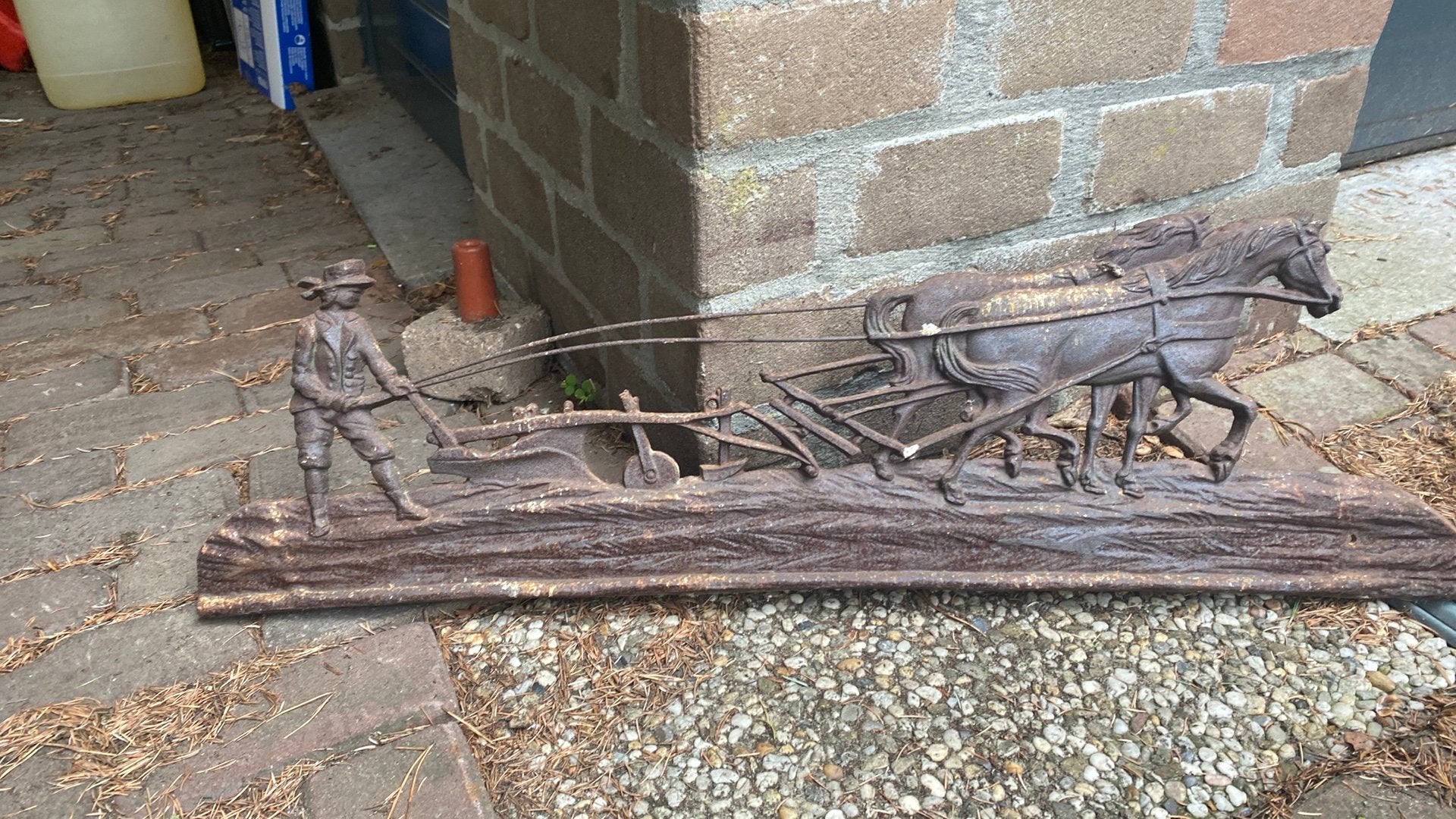 Bord ploegende man, Tuin en Terras, Ophalen, Gebruikt