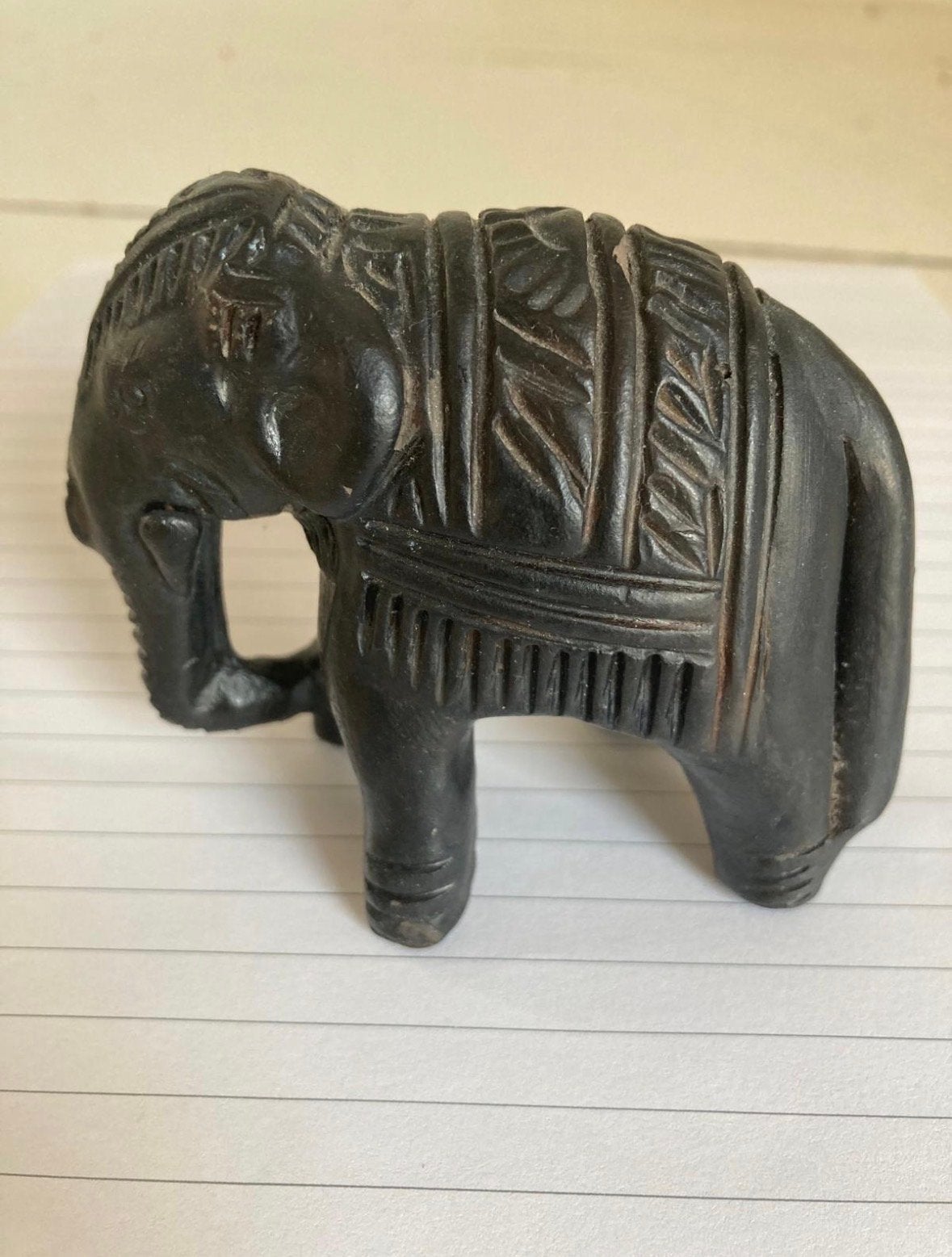 Handgemaakte klei olifant, Minder dan 20 cm, Ophalen of Verzenden, Zwart, Beeld