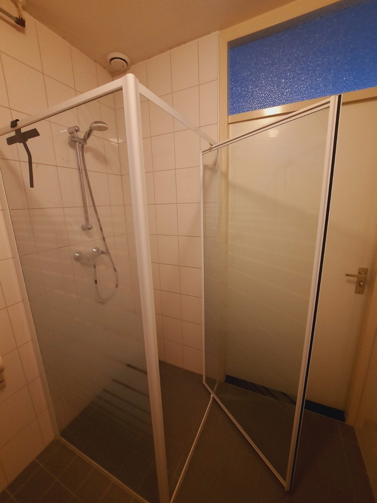 Nette douchecabine 90x90cm, Doe-het-zelf en Verbouw, Sanitair, Douche, Ophalen