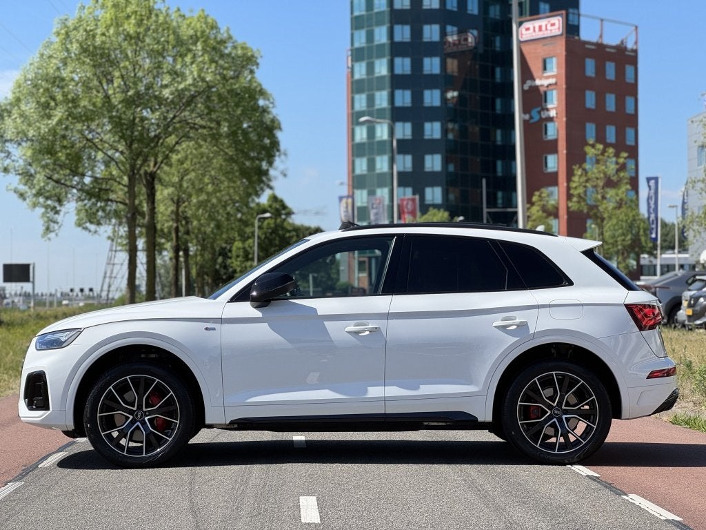 Audi Q5 50 TFSI e Quattro S-Line Black Ed. Pano Navi Camera, Automaat, 14 kWh, Gebruikt, 4 cilinders