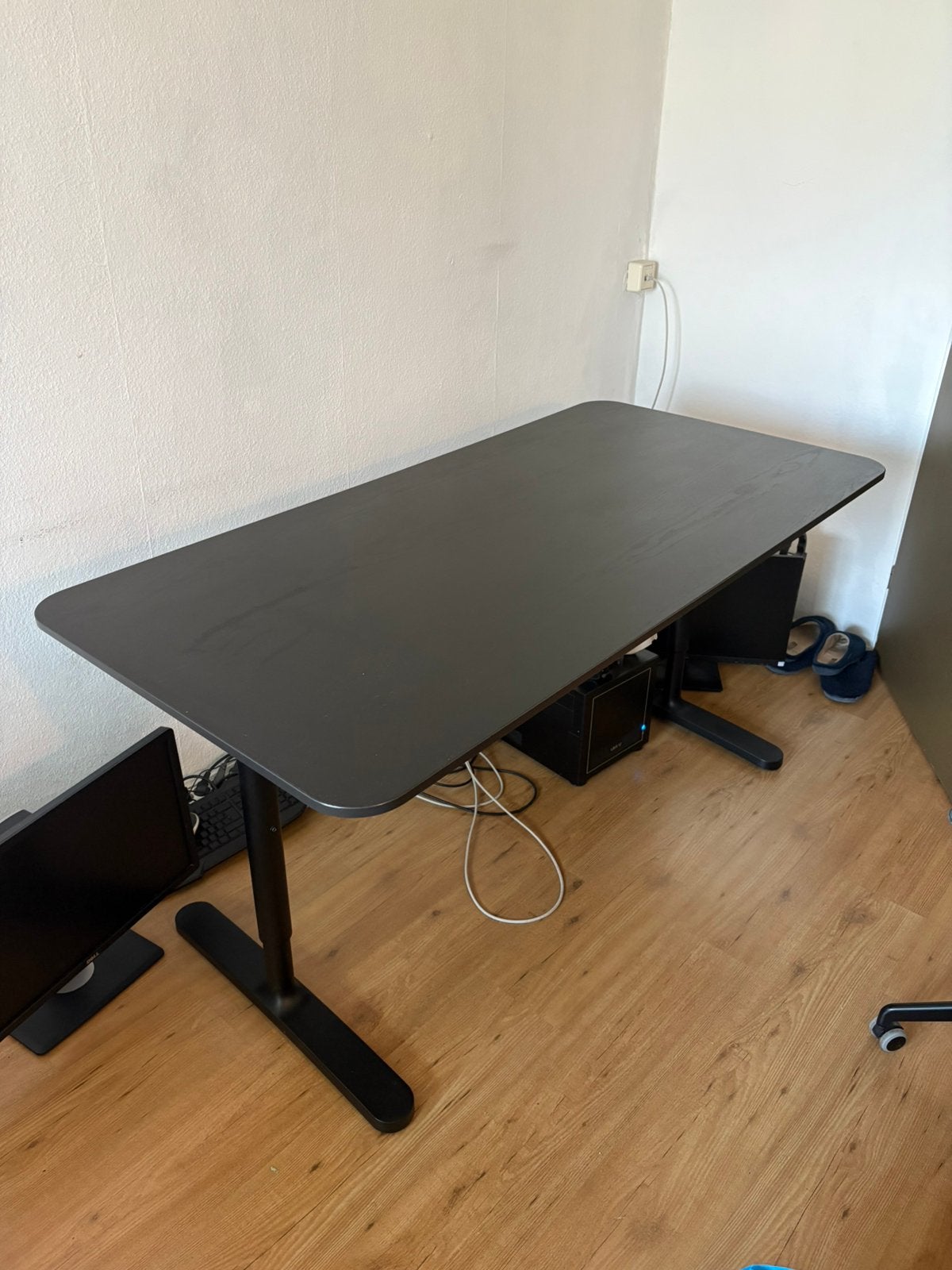 IKEA Bekant Bureau - Zwart 160x80, in hoogte verstelbaar, Huis en Inrichting, Ophalen, Zwart, 160 cm, In hoogte verstelbaar