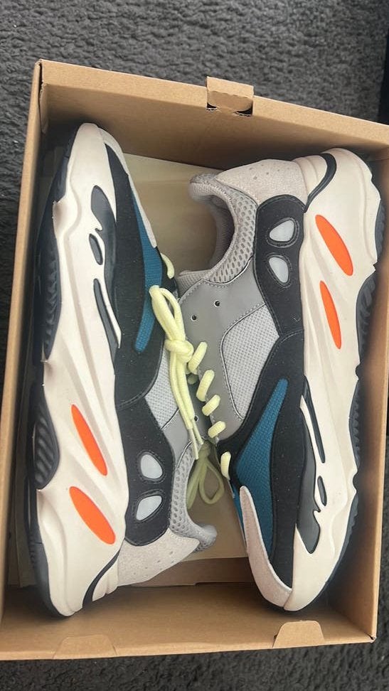 Yeezy 700, Kleding | Heren, Ophalen of Verzenden, Zo goed als nieuw