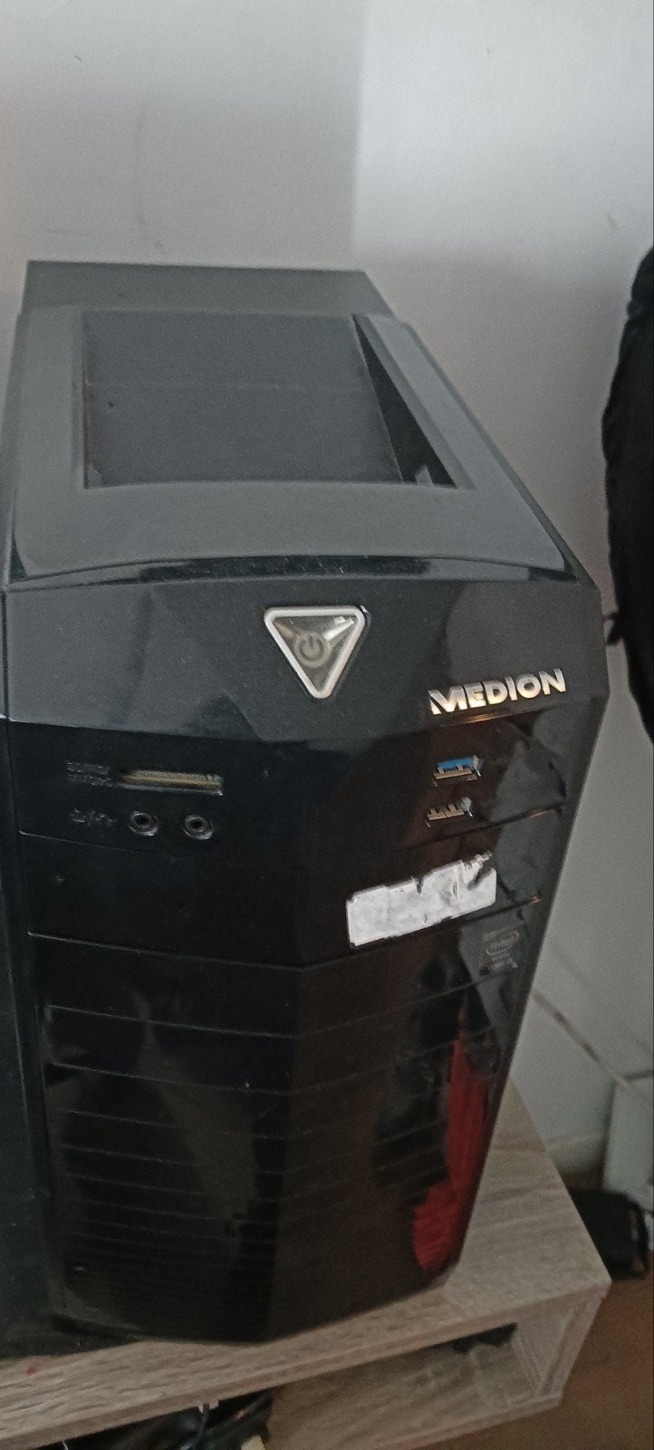 Medion Desktop PC - Zonder opslag en werkgeheugen, Onbekend, Gebruikt, 32 GB, Ophalen of Verzenden
