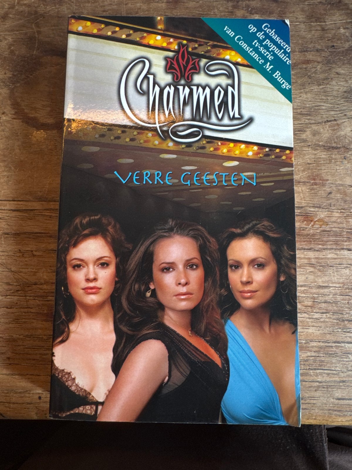 Charmed: Verre Geesten - Gebaseerd op de tv-serie, Ophalen of Verzenden, Gelezen