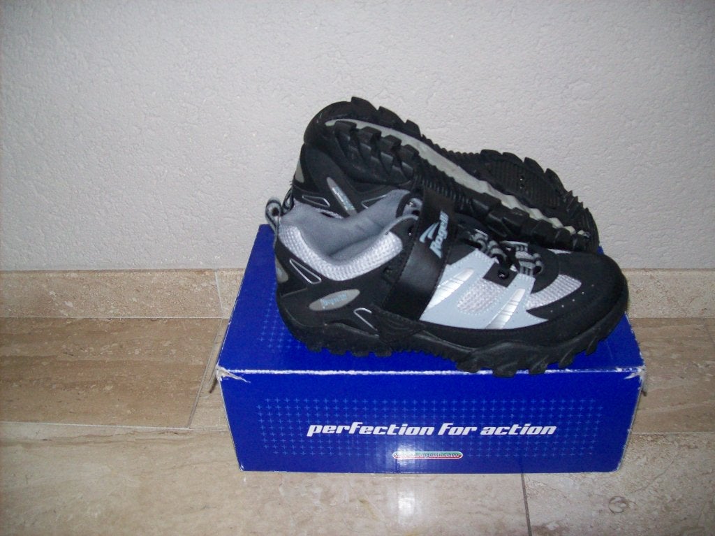 Nieuwe Rogelli MTB/Indoor schoenen maat 43, Schoenen, Nieuw, Rogelli Sportswear, Heren