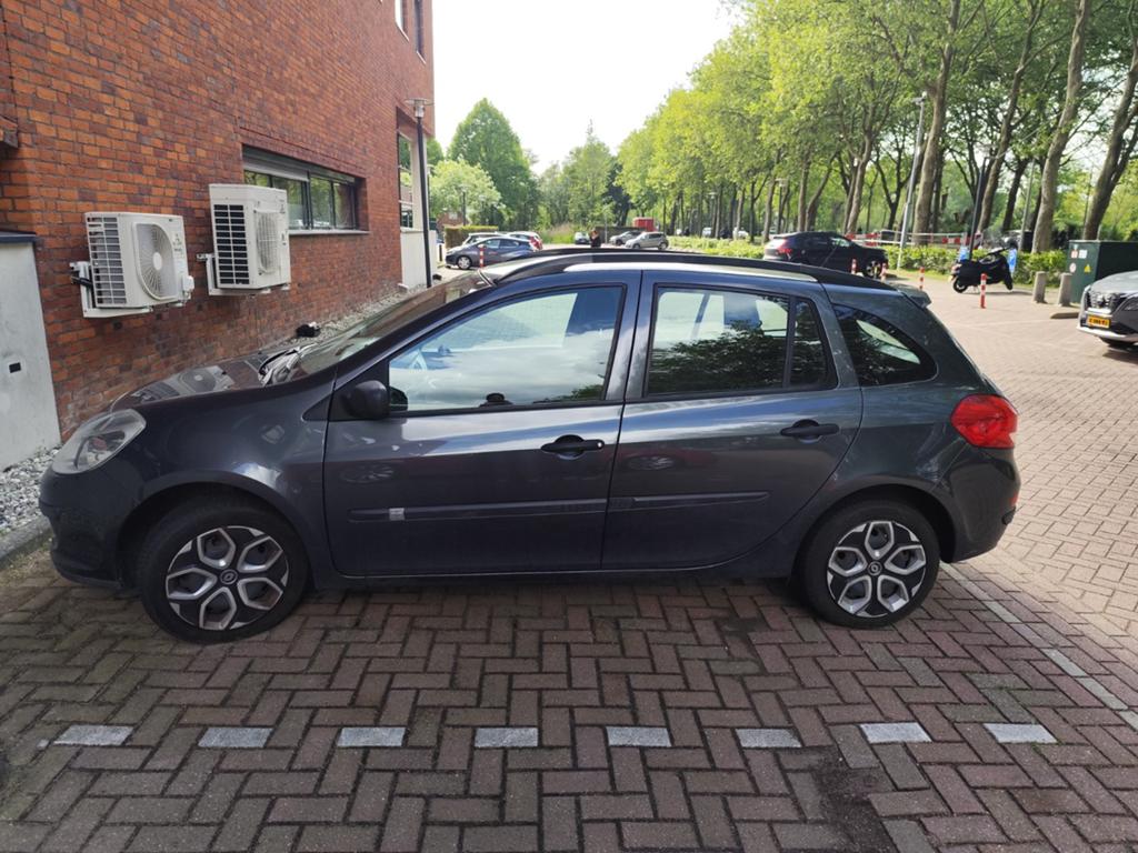 Renault Clio 1.2 16V 55KW Estate 2009 Grijs, Voorwielaandrijving, 535 kg, 74 pk, 4 cilinders