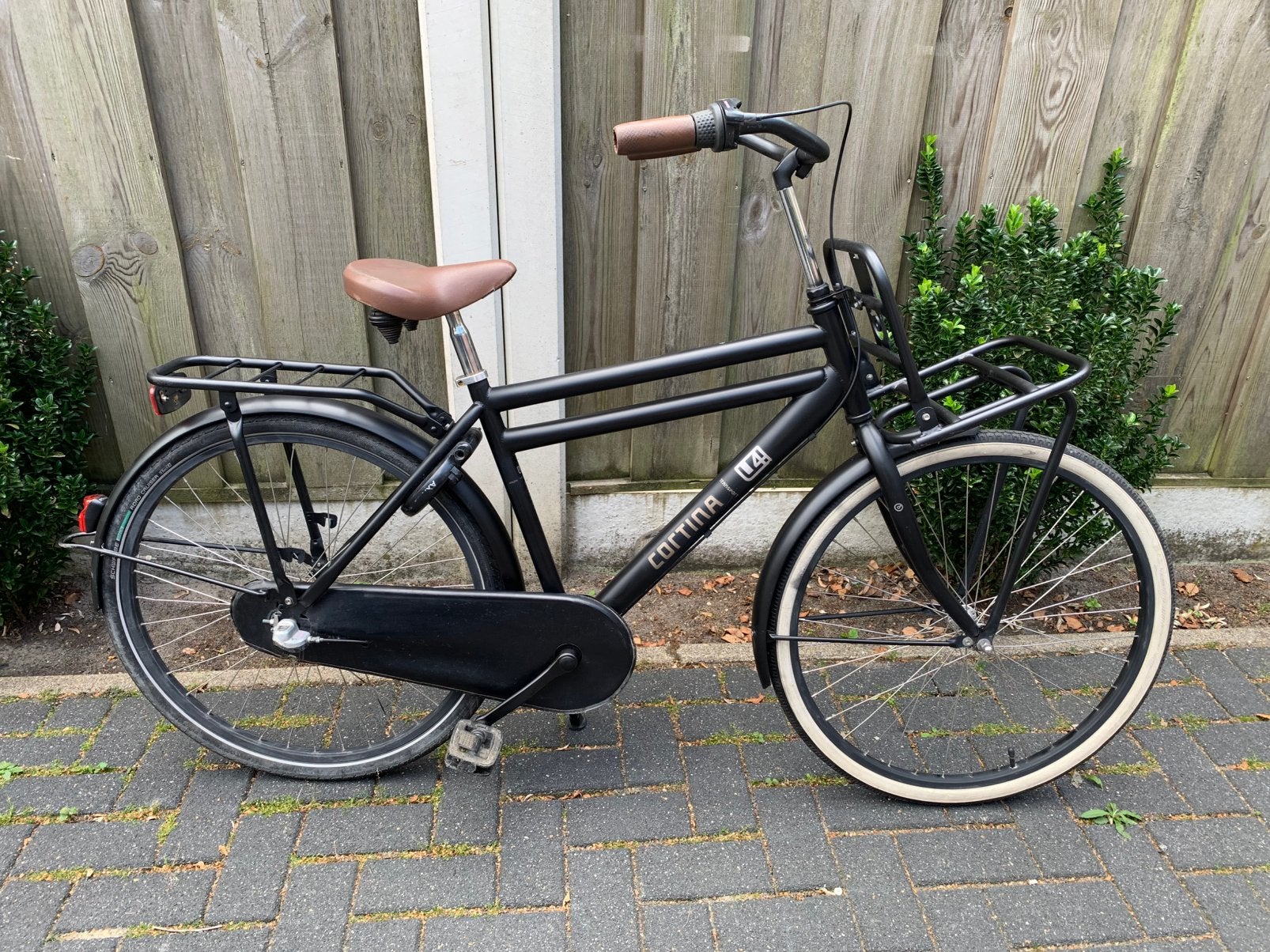 Cortina 26 inch, Ophalen, Zo goed als nieuw, 26 inch of meer