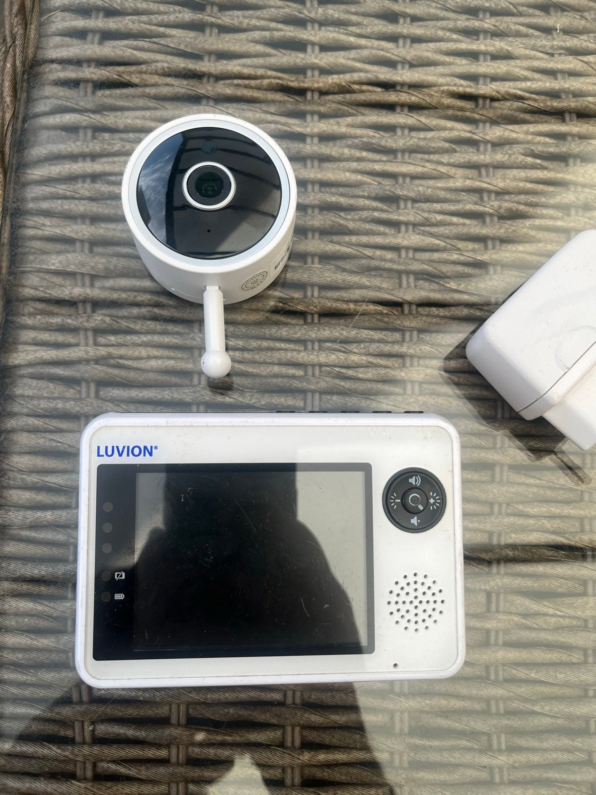 Luvion babyfoon met camera en terugspreekfunctie, Ophalen, Gebruikt, 100 tot 250 meter, Camera