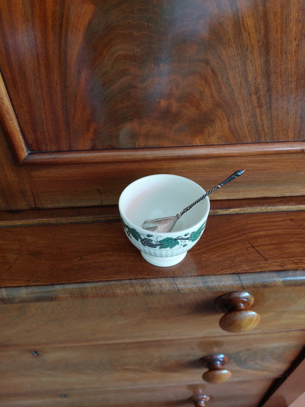 Wedgwood Stratford suikerpotje/kommetje, Huis en Inrichting, Keuken | Servies, Ophalen of Verzenden, Zo goed als nieuw, Kom(men)
