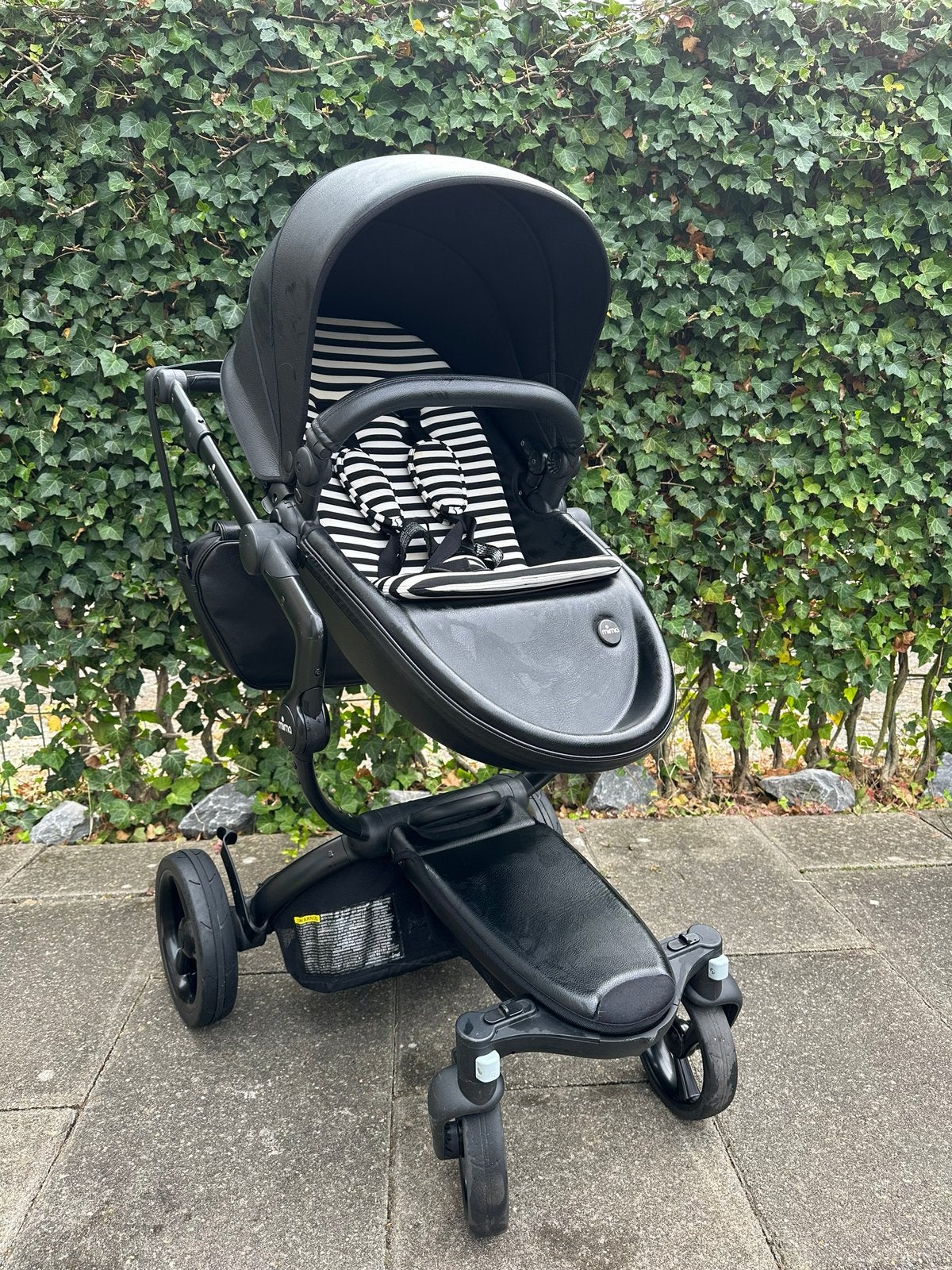 Mima Xari 2 in 1 Full Black inc. Nieuwe voetenzak, Ophalen, Zo goed als nieuw, Overige merken