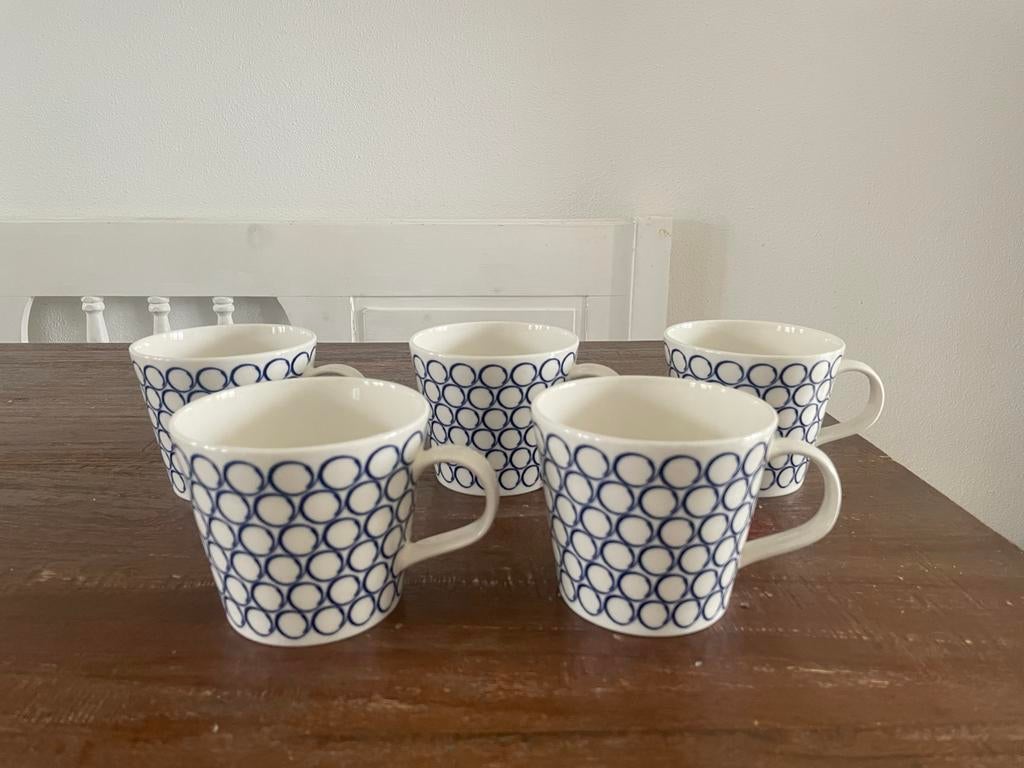 5 Royal Doulton Pacific mokken, Ophalen, Zo goed als nieuw, Effen, Kop(pen) en/of Schotel(s)