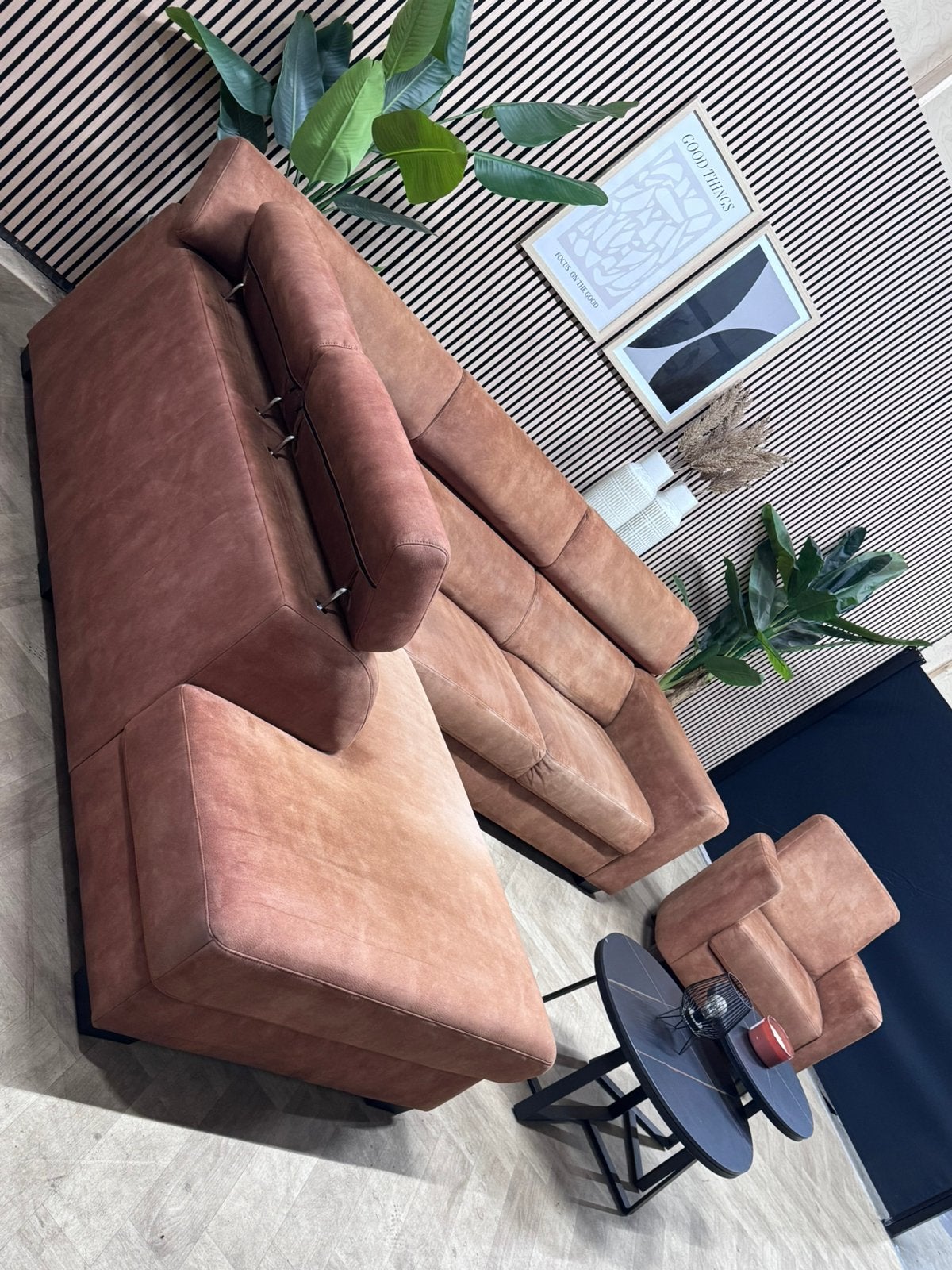 Moderne Industriële Cognac Hoekbank + Fauteuil / 278 x 220, 250 tot 300 cm, -, -, Hoekbank