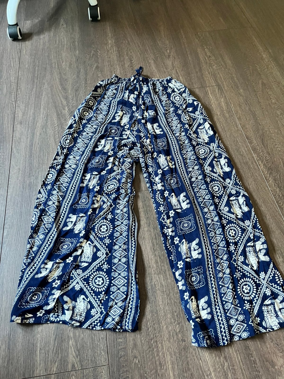 Blauwe wijde broek met olifantenprint, maat S, Blauw, Ophalen of Verzenden, Zo goed als nieuw, Driekwart