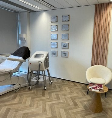 Ter overname: Instapklare Laserkliniek in Rijen (Lage huur)