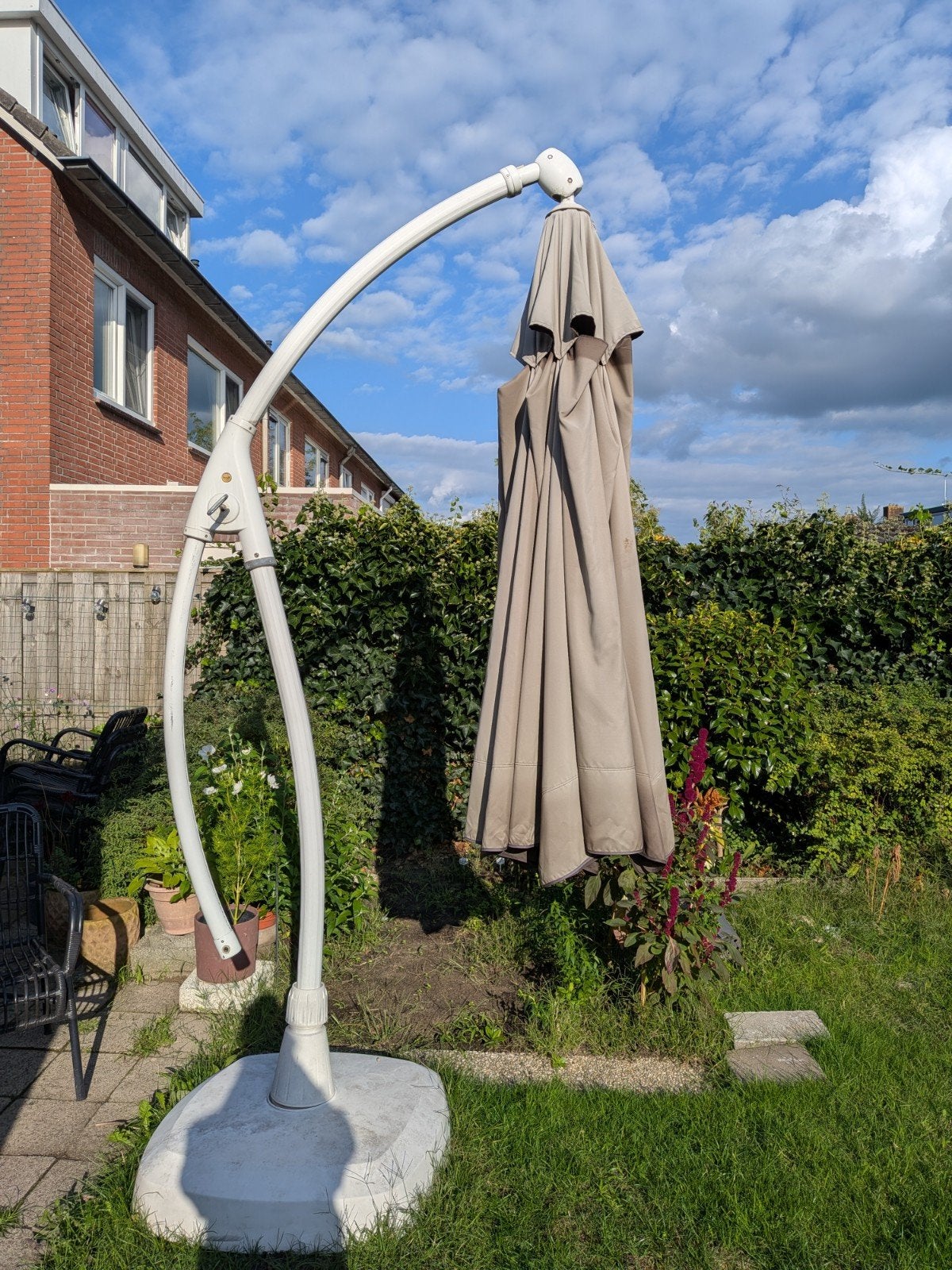 Parasol - zweefmodel Hartman, Tuin en Terras, Gebruikt, Ophalen of Verzenden, Zweefparasol, Kantelbaar