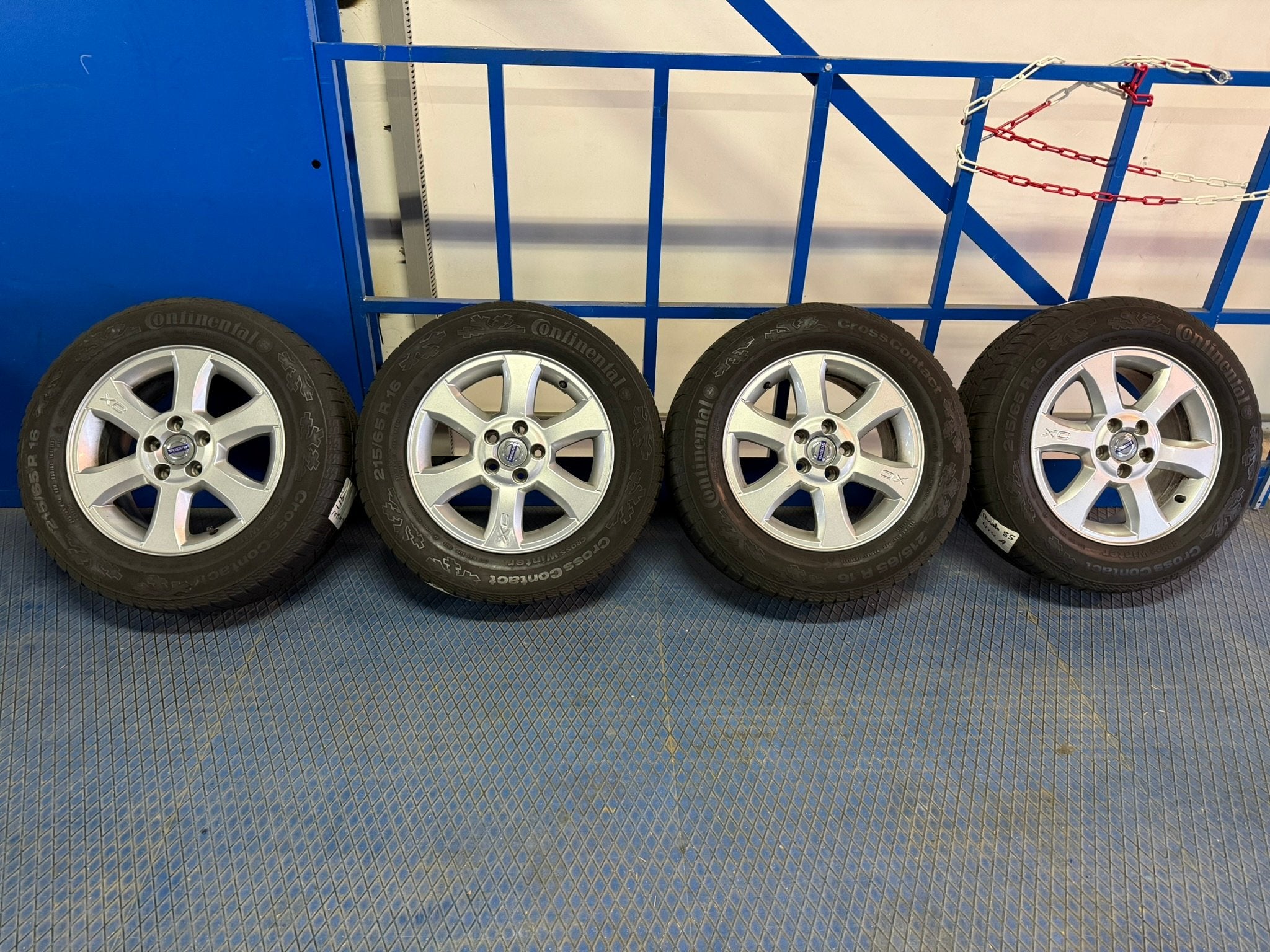 16'' Cecino - XC70 - Continental Cross contact - 215/65 R16