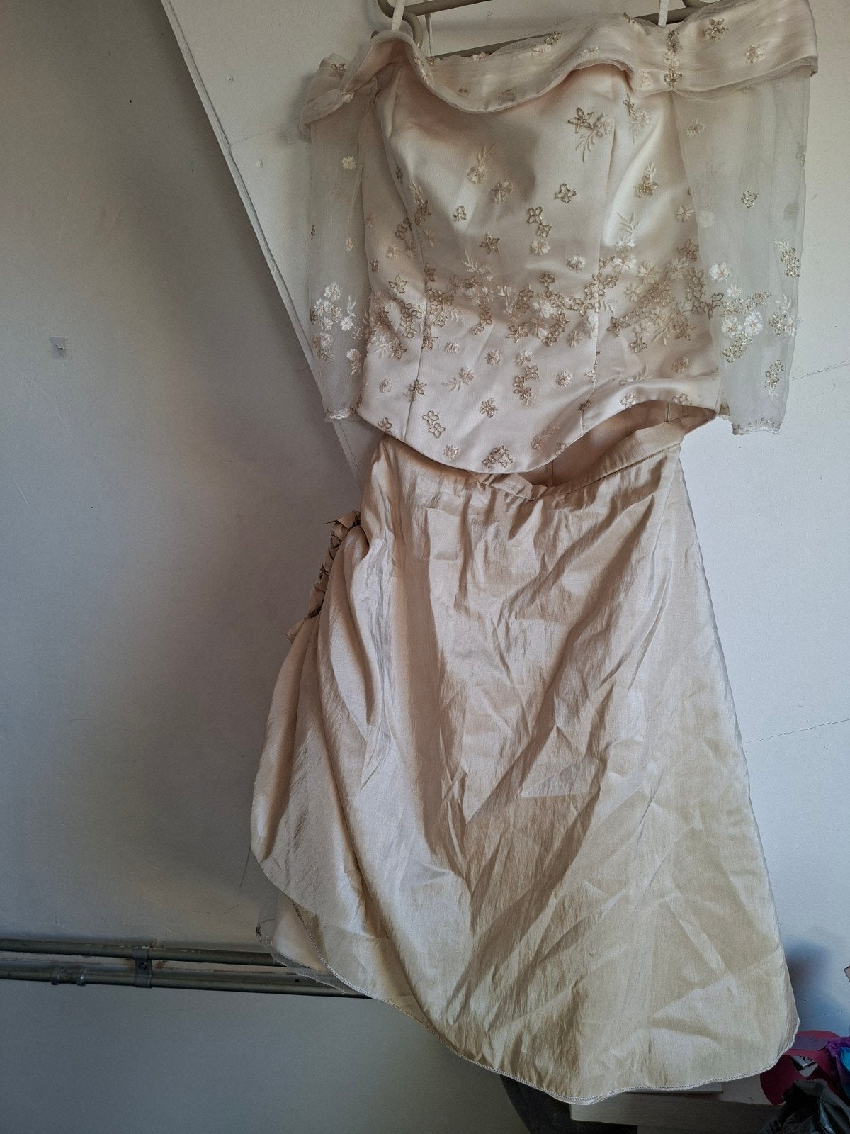 Elegante 3/4 trouwjurk met bloemenmotief en tule, Ophalen of Verzenden, Gedragen, Beige, Trouwjurk