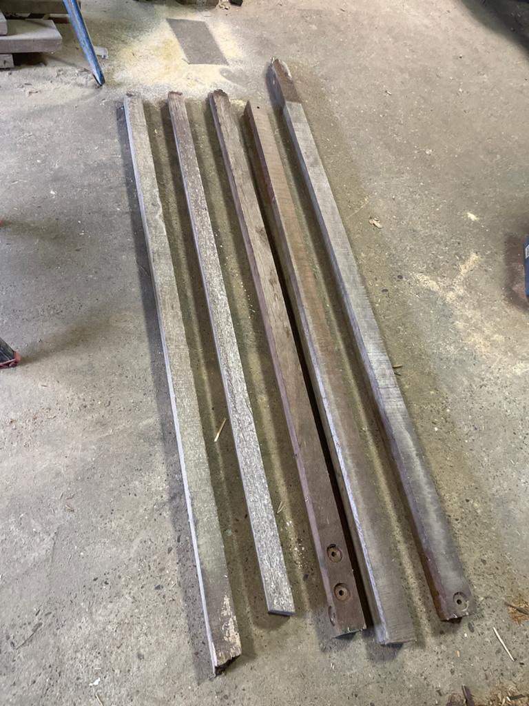5 gebruikte Meranti palen, ca. 2 meter lang, Ophalen, Gebruikt, 200 tot 250 cm, Balk