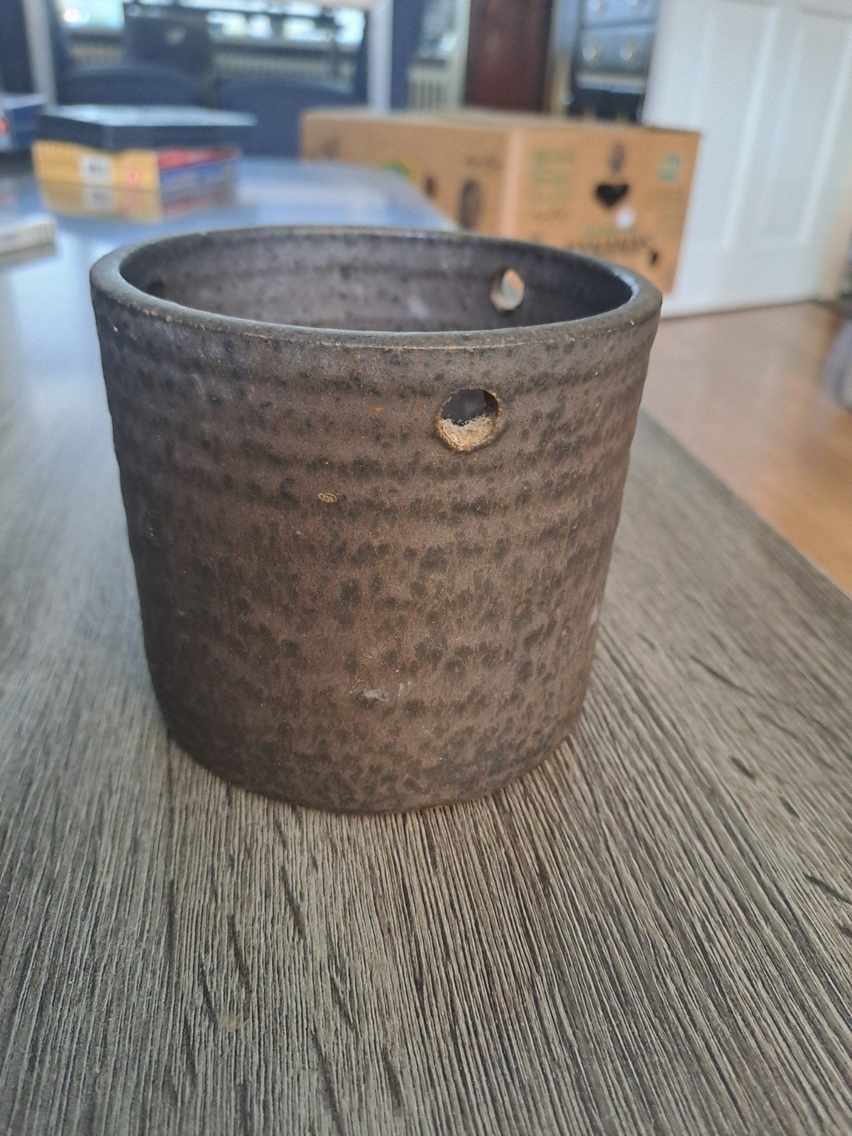 Mobach  bloempot met ophanggaatjes, Ophalen