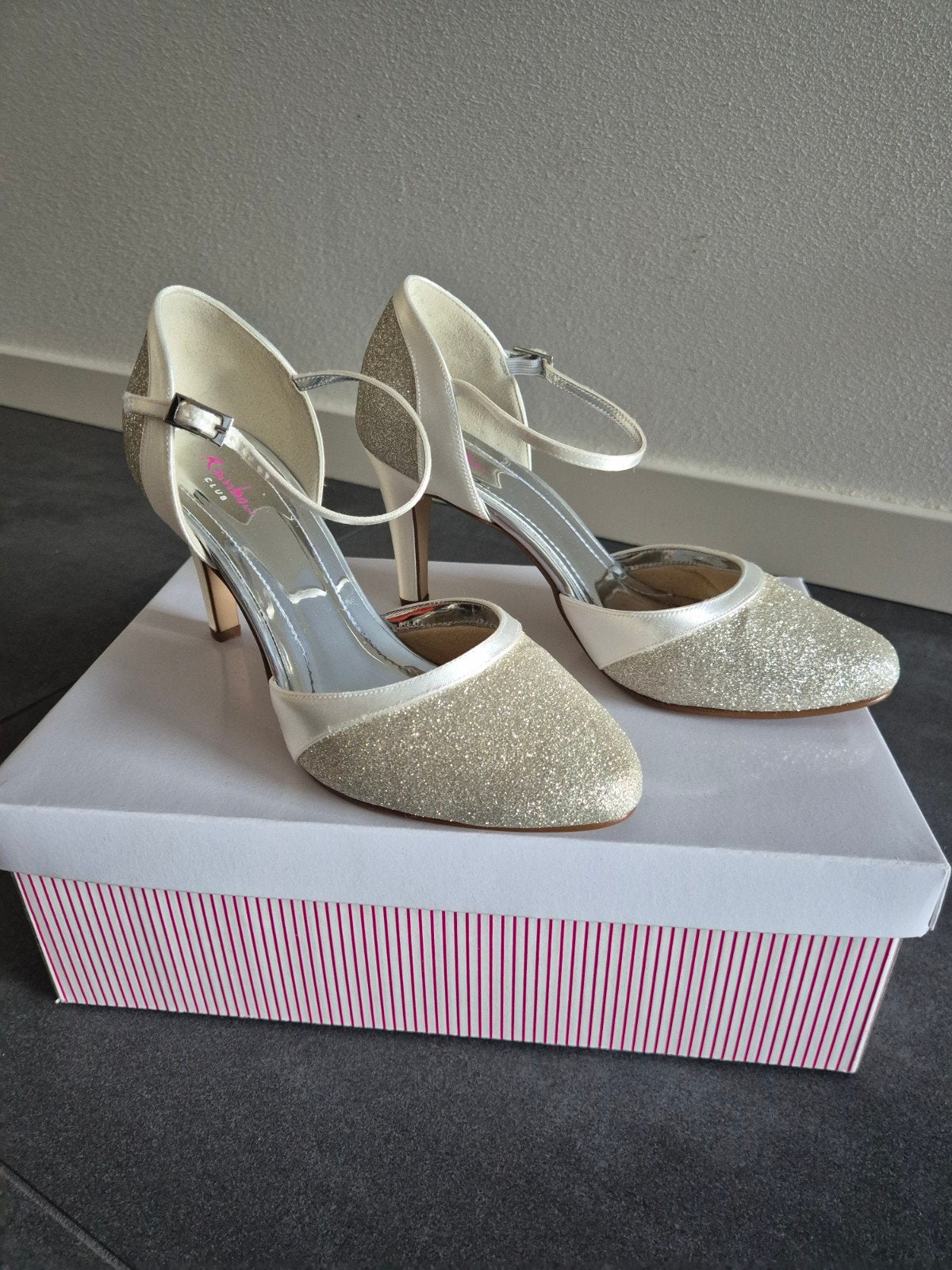 Nieuwe Rainbow Club Bruidsschoenen Maat 37 - Something Blue, Ophalen, Nieuw, Wit, Schoenen