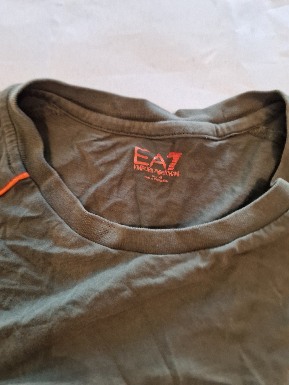 EA7 Emporio Armani T-shirt - Groen met oranje details, EA7 Emporio Armani, Maat 48/50 (M), Ophalen of Verzenden, Gedragen