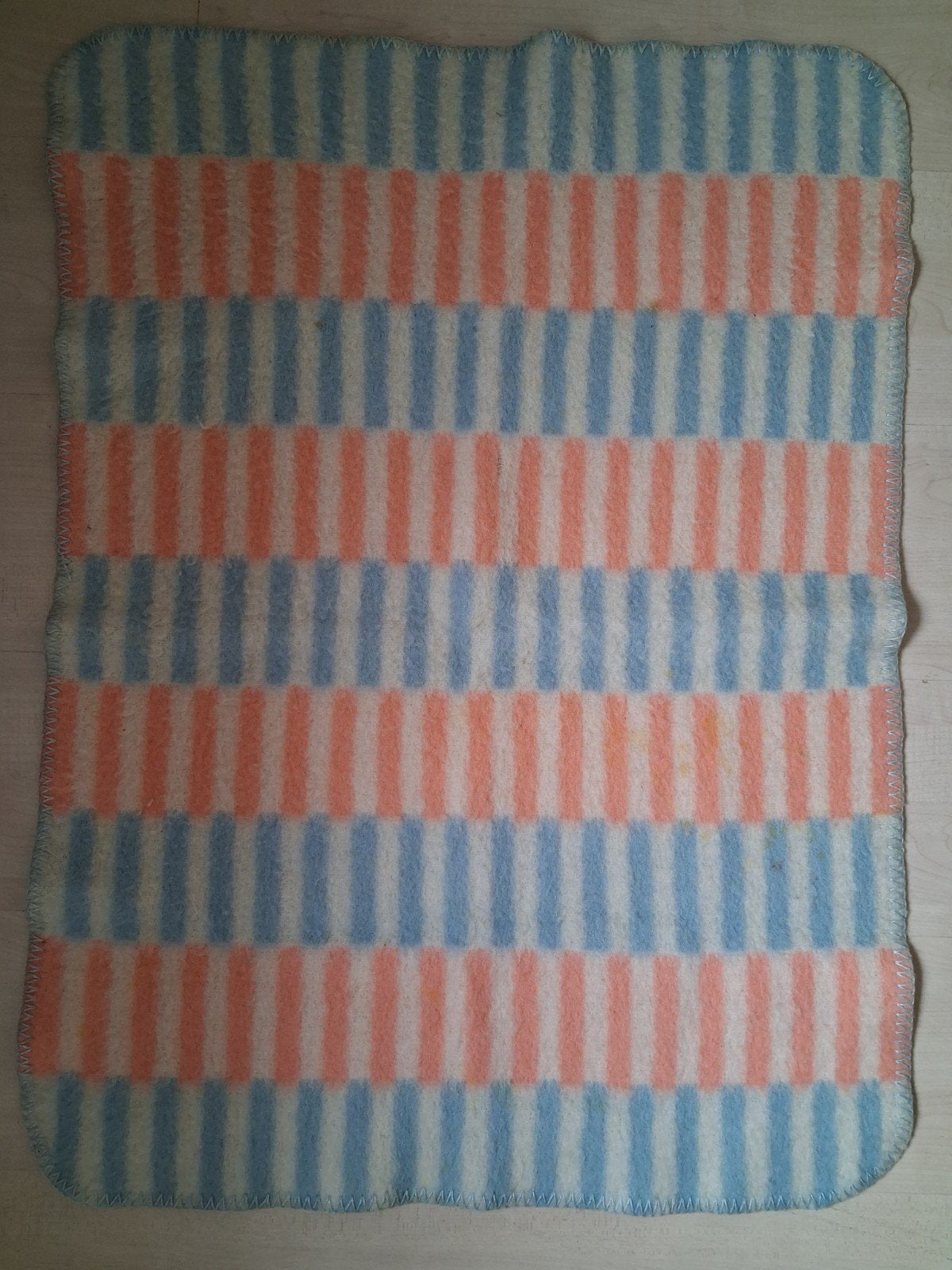 Vintage baby deken 100% wollen deken  - AaBe, Ophalen of Verzenden, 85 tot 100 cm, Deken