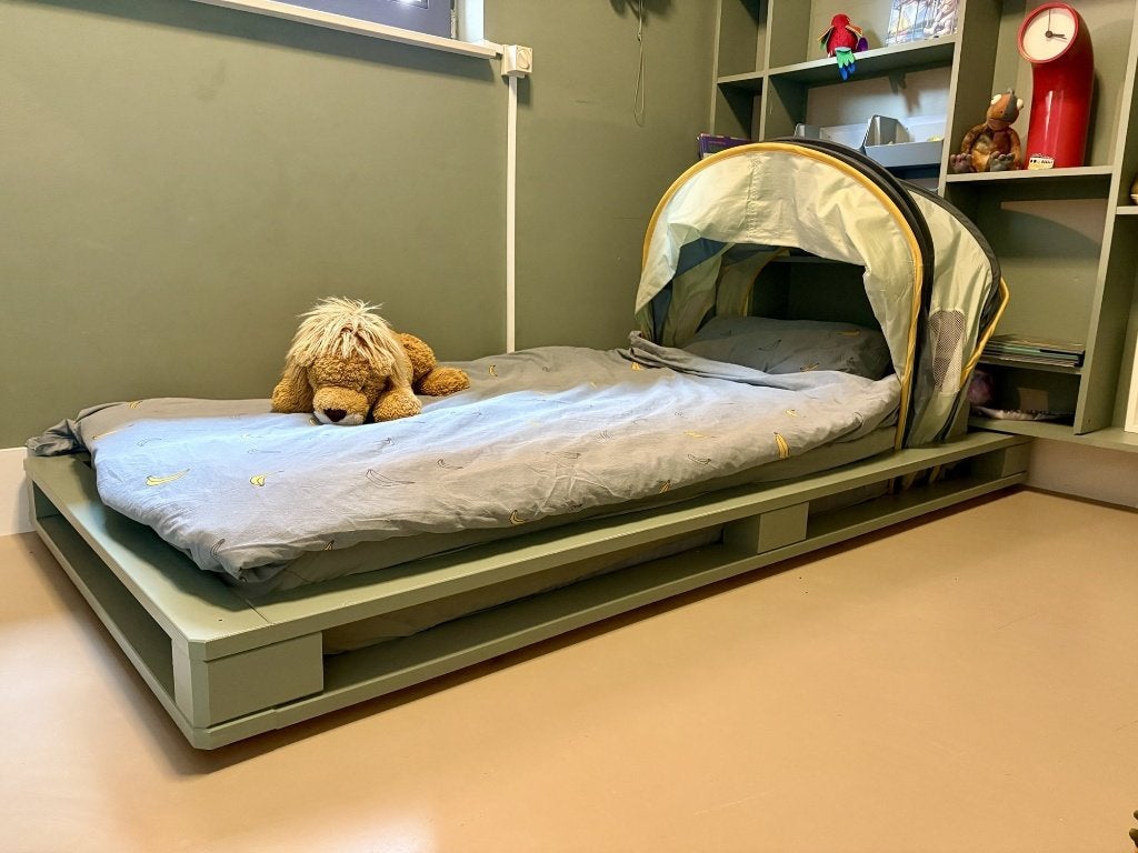 Designgroen palletbed incl. lattenbodem en bedtent, 180 cm of meer, Ophalen, Lattenbodem, 100 cm of meer