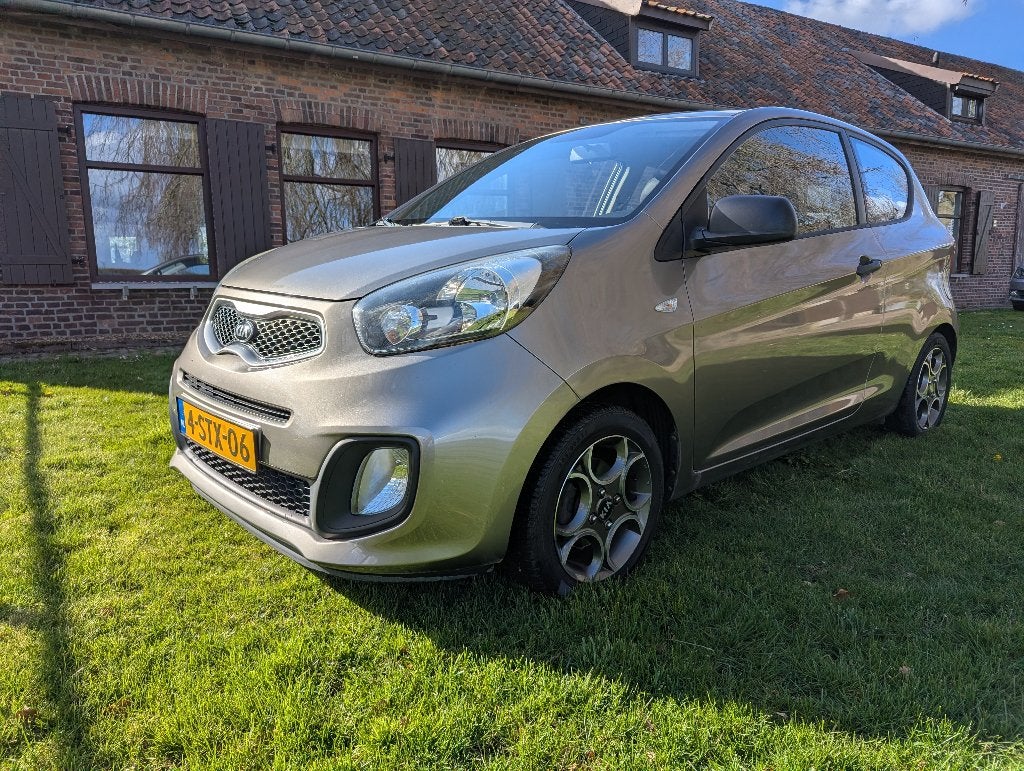 Kia Picanto | Zeer Zuinig & Netjes | December 2013, Auto's, Voorwielaandrijving, Euro 5, Stof, 400 kg