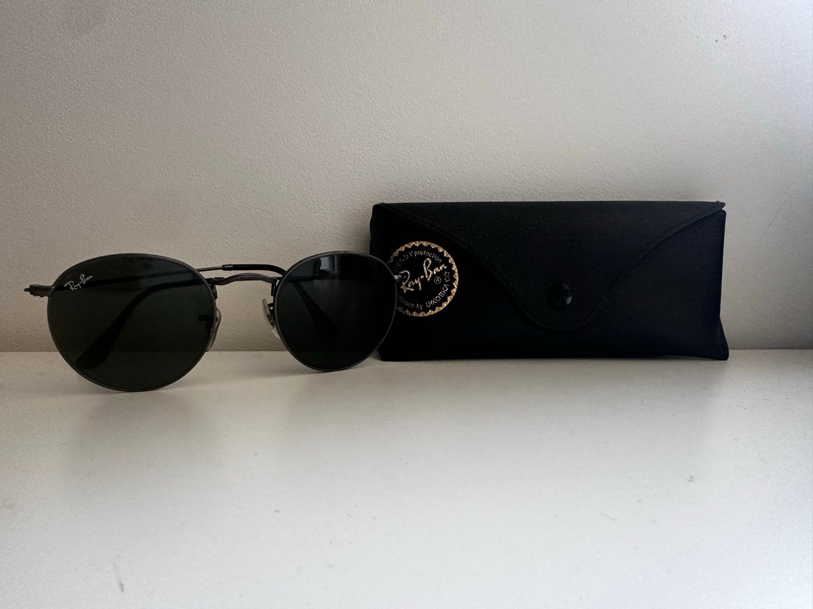 Ray-Ban Round Metal Zonnebril - Zo goed als nieuw, Zonnebril, Verzenden, Zwart, Zo goed als nieuw