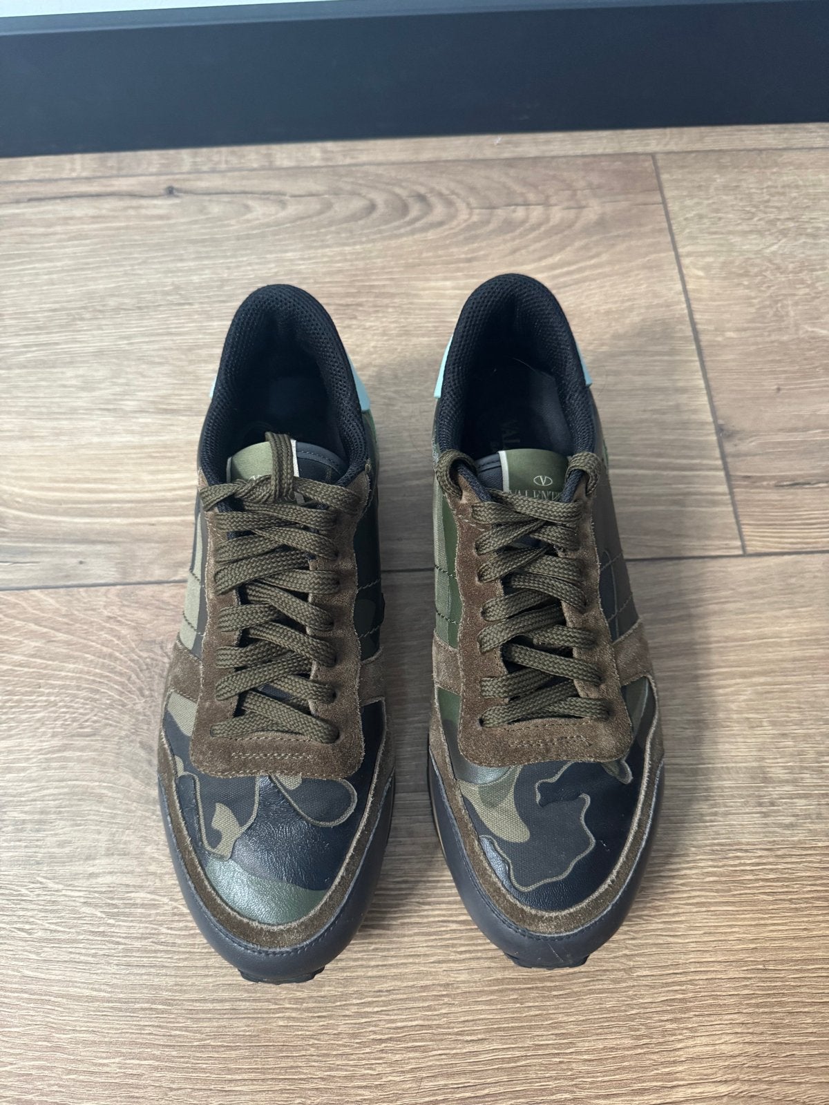 Valentino Garavani Camouflage Sneakers Maat 39, Ophalen, Gedragen, Overige kleuren, Sneakers of Gympen