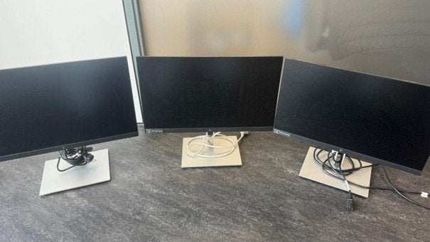 10 monitoren te koop – 9x HP 24 inch + 1x iiyama 22 inch, Computers en Software, Monitoren, Ophalen, Gebruikt, 101 t/m 150 Hz