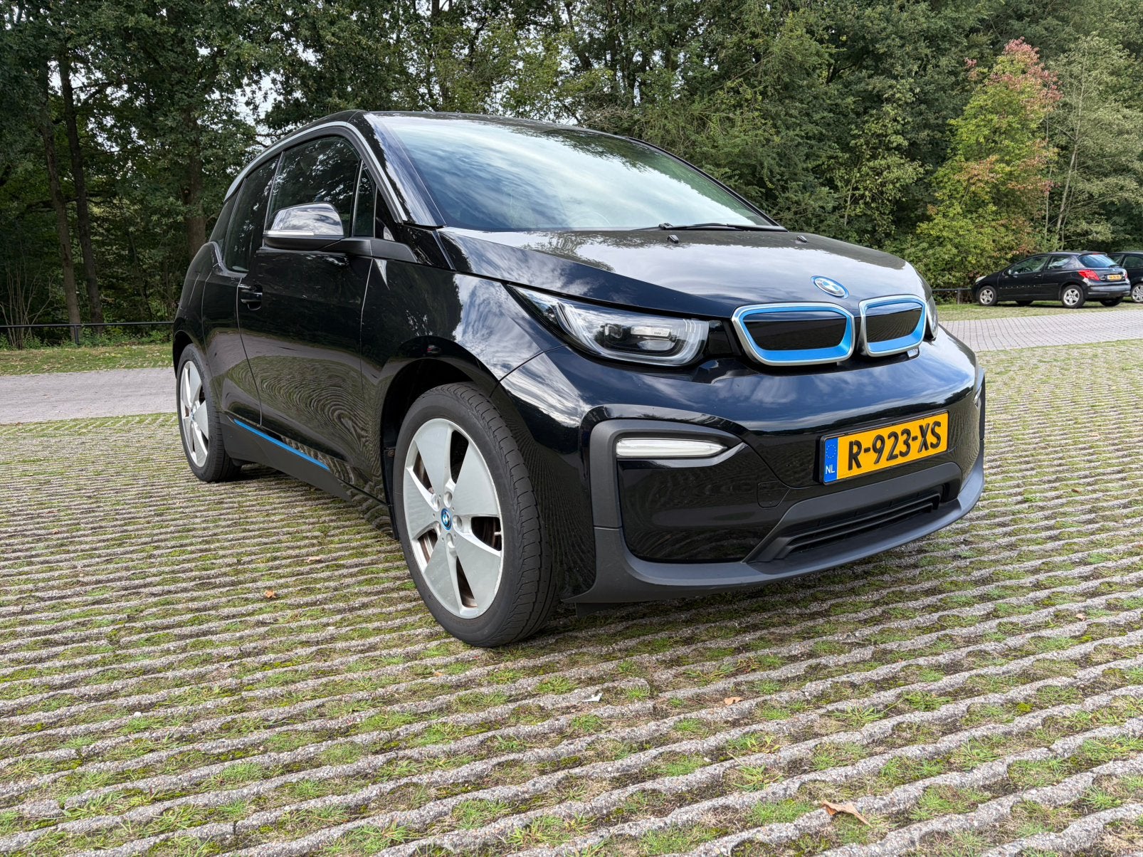 BMW i3 33 kWh 170pk 2018 Zwart, Automaat, 4 stoelen, 43 €/maand, Zwart