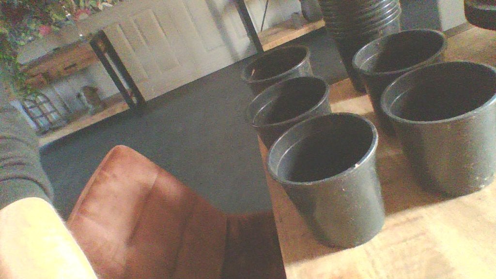 2,5 liter kweekpotten 50 stuks gelijk meenemen voor 3 euro, Tuin en Terras, Overige materialen, Rond, Ophalen of Verzenden, Zo goed als nieuw