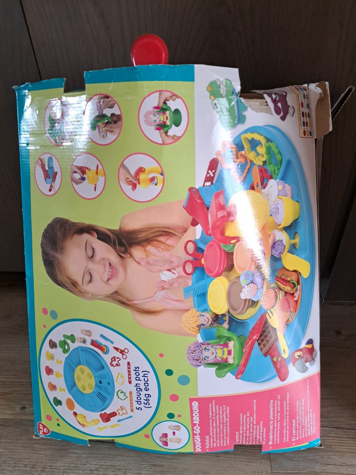 Doos met klei materialen, Ophalen, Jongen of Meisje