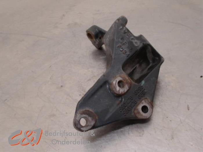 Steun (diversen) van een Iveco New Daily, Auto-onderdelen, Ophanging en Onderstel, Gebruikt, -, Overige automerken, -
