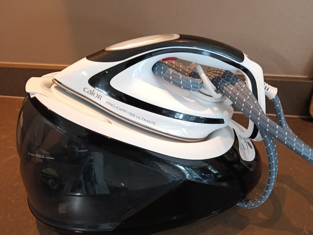 Calor Pro Express Ultimate GV9550C0 – Stoomgenerator, Ophalen of Verzenden, Zo goed als nieuw, Strijkijzer met snoer