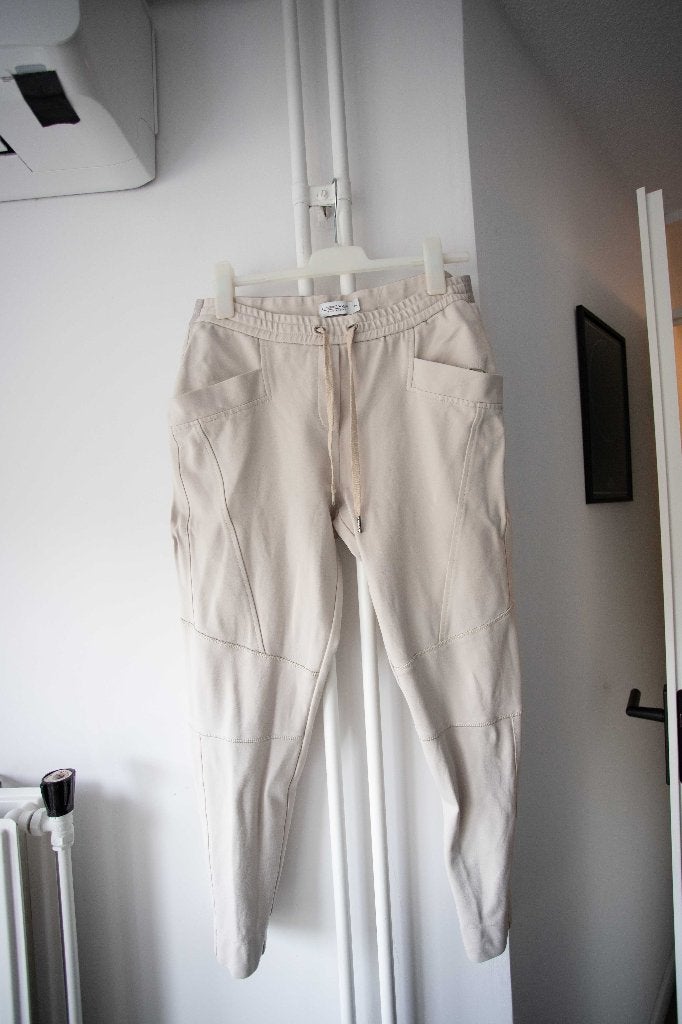 Beige broek enkellengte Summum maat 44, Kleding | Dames, Broeken en Pantalons, Zo goed als nieuw, Maat 42/44 (L), Beige, Lang