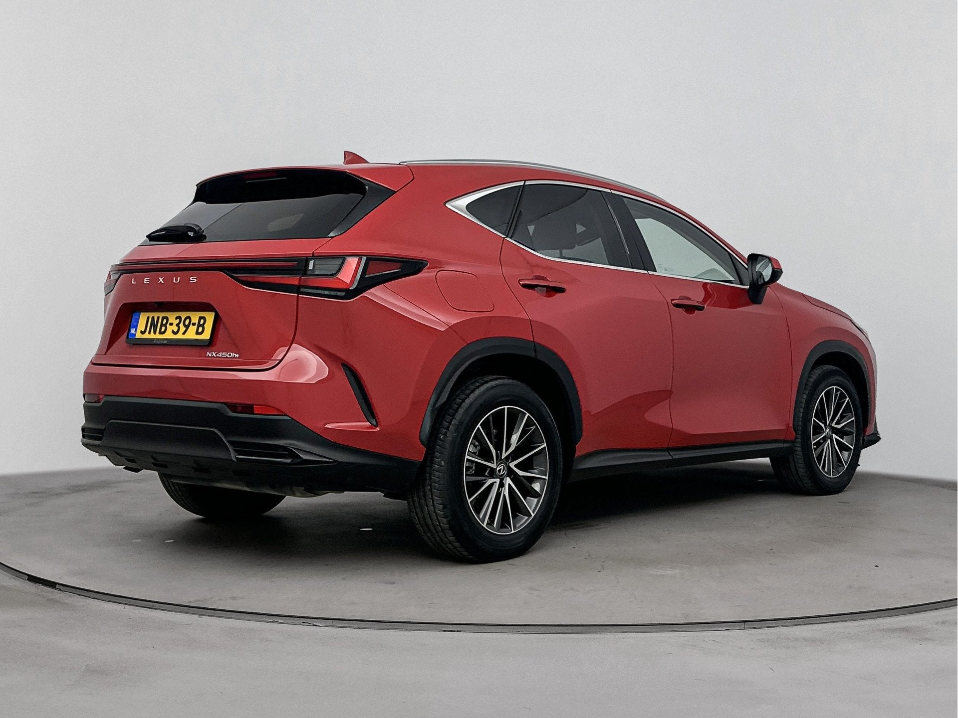 Lexus NX 450h+ AWD Launch Edition | Carplay | Adaptive Cruis, Auto's, Lexus, Automaat, Gebruikt, 4 cilinders, Bedrijf