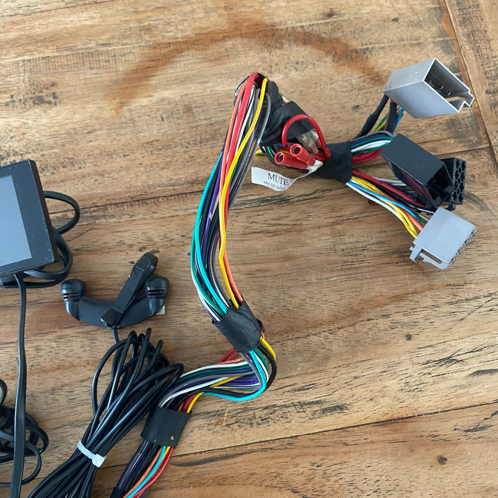 Parrot Asteroid Mini Carkit - Compleet en Werkend, Auto diversen, Carkits, Ophalen, Gebruikt