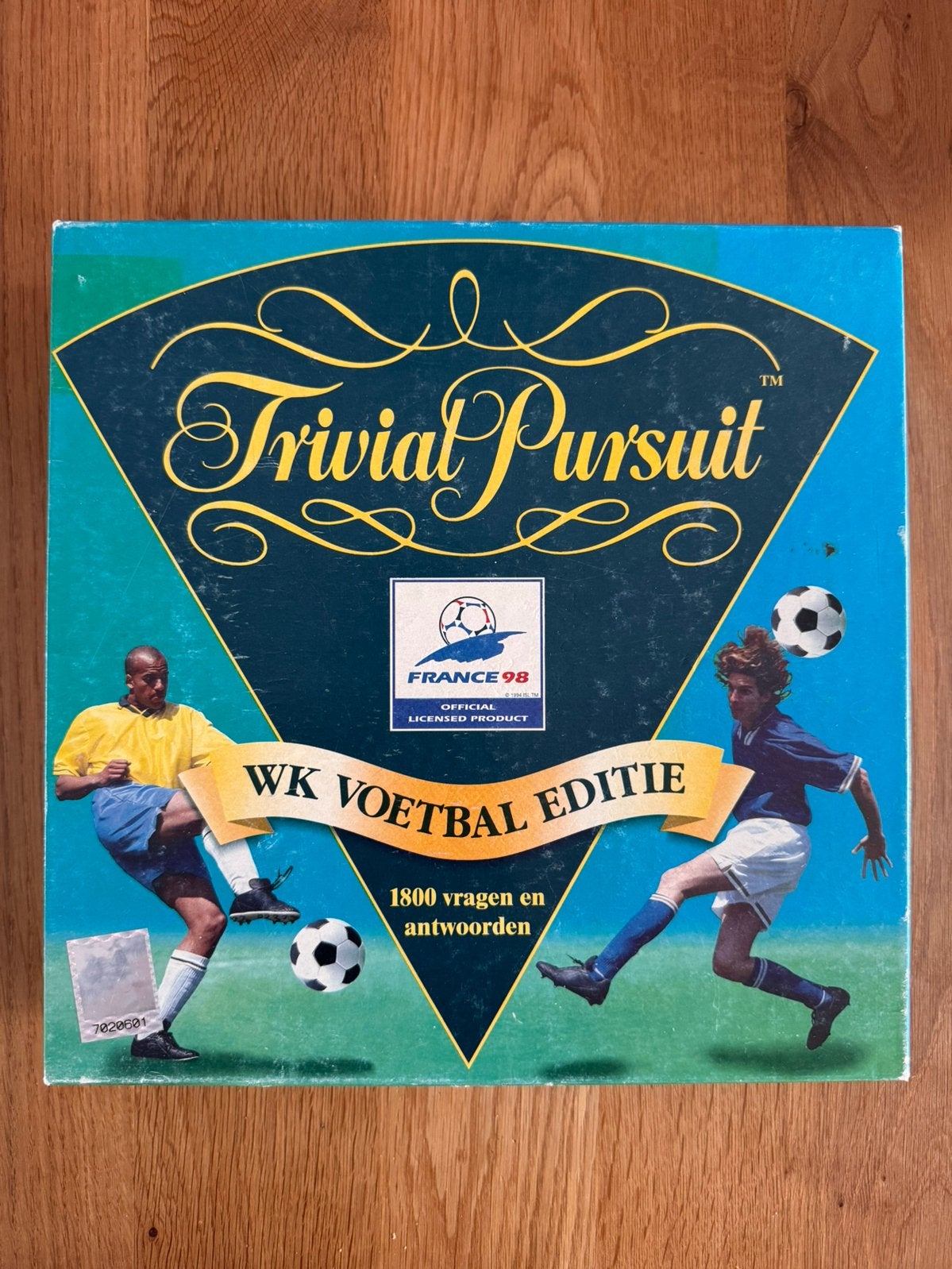Trivial pursuit WK 1998 editie, Hobby en Vrije tijd, Gezelschapsspellen | Bordspellen, Vijf spelers of meer, Ophalen of Verzenden