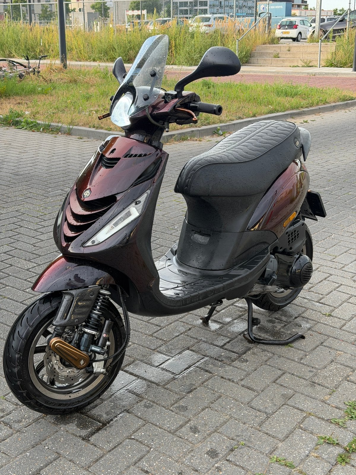 Piaggio Zip 300 HPE | 32 PK | A1 | Unieke Custom Build, Ophalen, Zo goed als nieuw, Benzine, Zip