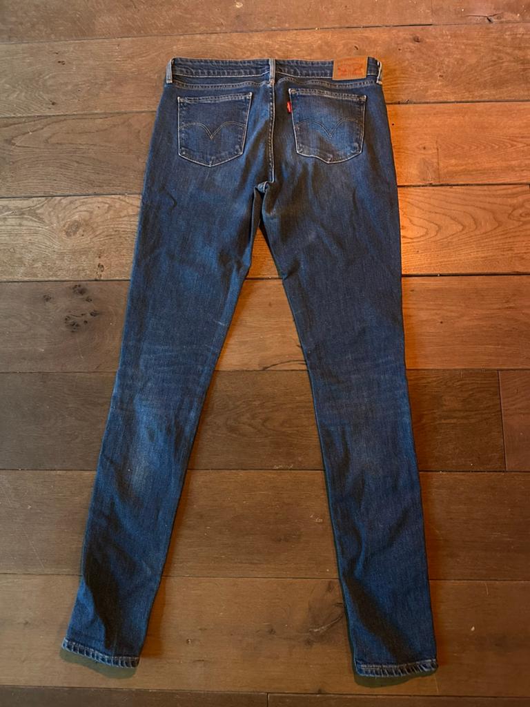 Levi’s 711 skinny 30/34, blauw, Ophalen of Verzenden, Zo goed als nieuw, Blauw, W30 - W32 (confectie 38/40)