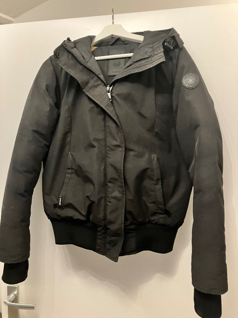 AirForce WinterJas zwart, maat M, Ophalen, Gedragen, Maat 38/40 (M), Zwart