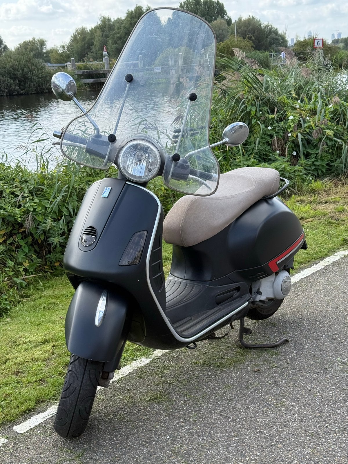 Piaggio Vespa 250 cc motorscooter. Gaskabel gebroken. €1800, 250 cc, Scooter, Gebruikt, Particulier