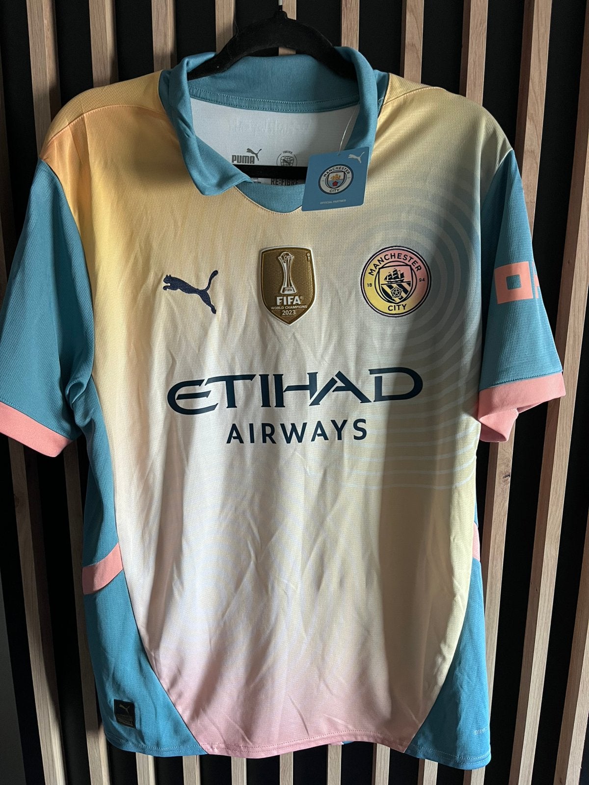 Manchester City 4e shirt 24/25 Oscar Bobb, Verzamelen, Ophalen of Verzenden, Nieuw, Buitenlandse clubs, Shirt