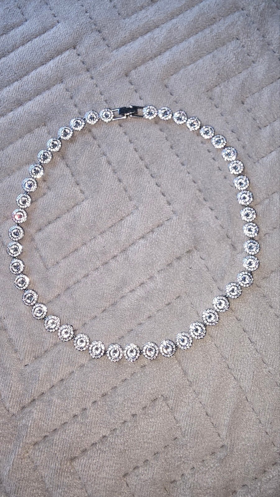 Swarovski Angelic ketting, Ophalen, Overige materialen, Met strass, Zo goed als nieuw